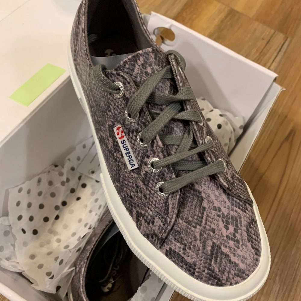 Superga Women's -grey snake Sneaker